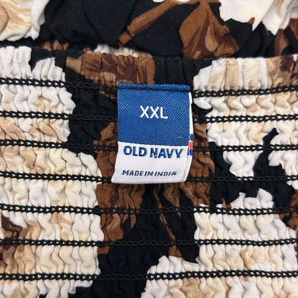 Old Navy Black & White Floral Waist-Defined Square-Neck Maxi Dress size XXL - Picture 10 of 11